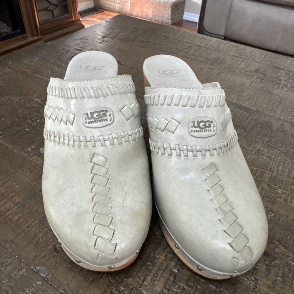 UGG Womens 10 Mules Australian Gray Leather Slip-On Clogs Shearling Lined